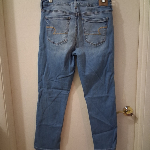 American Eagle Outfitters SUPER STRETCHED SKINNY JEANS. Size 12. - Picture 4 of 10